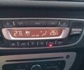 Черный Рено Меган, объемом двигателя 1.6 л и пробегом 187 тыс. км за 12300 $, фото 20 на Automoto.ua