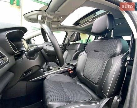 Чорний Рено Меган, об'ємом двигуна 1.46 л та пробігом 222 тис. км за 13300 $, фото 6 на Automoto.ua