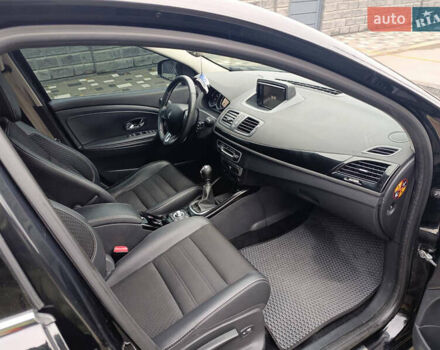 Чорний Рено Меган, об'ємом двигуна 1.6 л та пробігом 210 тис. км за 11000 $, фото 7 на Automoto.ua