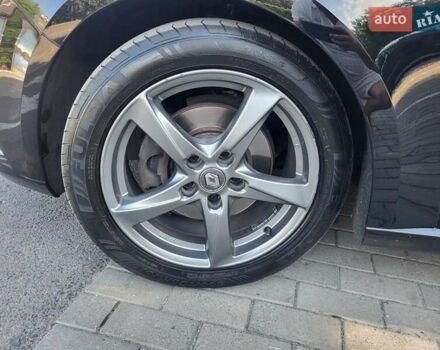 Черный Рено Меган, объемом двигателя 1.6 л и пробегом 150 тыс. км за 15000 $, фото 18 на Automoto.ua