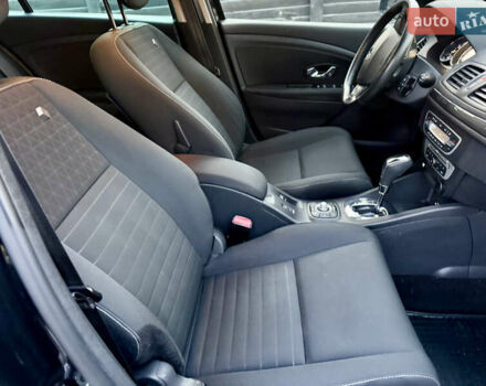 Черный Рено Меган, объемом двигателя 1.5 л и пробегом 173 тыс. км за 9999 $, фото 45 на Automoto.ua