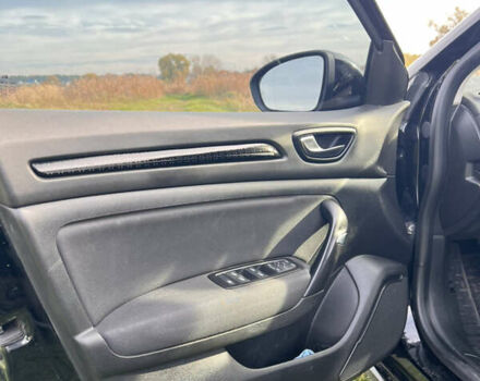 Черный Рено Меган, объемом двигателя 1.46 л и пробегом 160 тыс. км за 11900 $, фото 3 на Automoto.ua