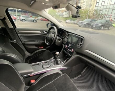 Черный Рено Меган, объемом двигателя 0 л и пробегом 206 тыс. км за 11500 $, фото 18 на Automoto.ua