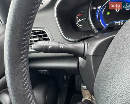 Черный Рено Меган, объемом двигателя 1.5 л и пробегом 67 тыс. км за 14996 $, фото 36 на Automoto.ua