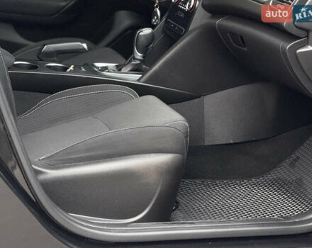 Черный Рено Меган, объемом двигателя 1.5 л и пробегом 152 тыс. км за 12500 $, фото 35 на Automoto.ua