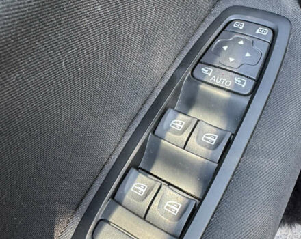 Черный Рено Меган, объемом двигателя 1.2 л и пробегом 62 тыс. км за 11200 $, фото 11 на Automoto.ua