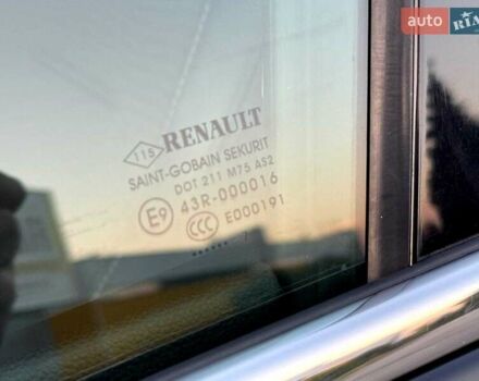 Чорний Рено Меган, об'ємом двигуна 1.46 л та пробігом 231 тис. км за 14999 $, фото 24 на Automoto.ua