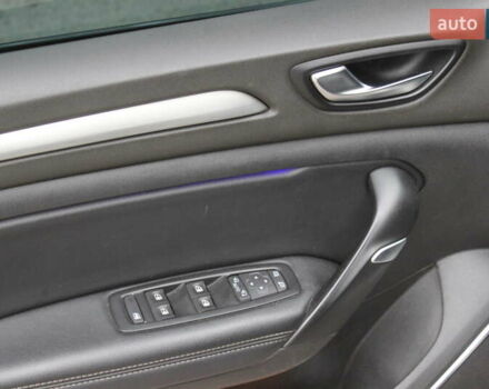 Черный Рено Меган, объемом двигателя 1.46 л и пробегом 198 тыс. км за 12300 $, фото 12 на Automoto.ua