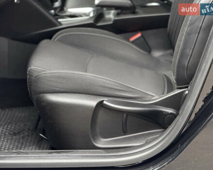 Черный Рено Меган, объемом двигателя 1.5 л и пробегом 152 тыс. км за 12500 $, фото 31 на Automoto.ua