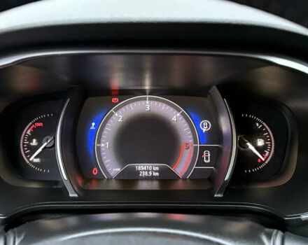 Черный Рено Меган, объемом двигателя 1.46 л и пробегом 190 тыс. км за 12200 $, фото 18 на Automoto.ua