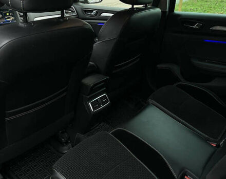 Черный Рено Меган, объемом двигателя 1.5 л и пробегом 150 тыс. км за 14500 $, фото 8 на Automoto.ua