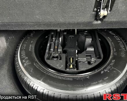 Черный Рено Меган, объемом двигателя 1.5 л и пробегом 183 тыс. км за 11500 $, фото 11 на Automoto.ua