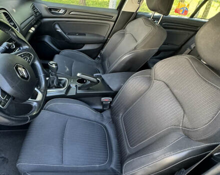 Черный Рено Меган, объемом двигателя 1.2 л и пробегом 62 тыс. км за 11200 $, фото 12 на Automoto.ua