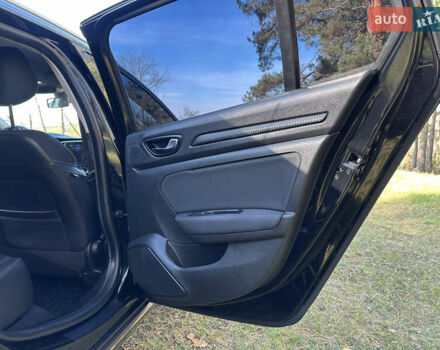 Чорний Рено Меган, об'ємом двигуна 1.46 л та пробігом 178 тис. км за 12700 $, фото 30 на Automoto.ua