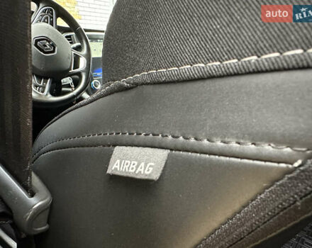 Черный Рено Меган, объемом двигателя 1.46 л и пробегом 178 тыс. км за 12600 $, фото 35 на Automoto.ua