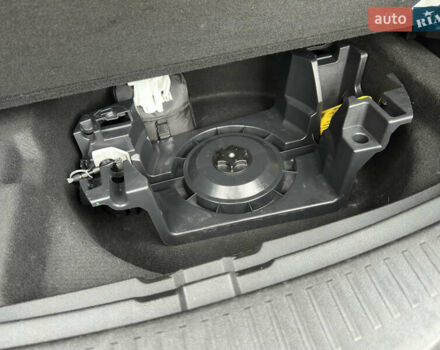 Черный Рено Меган, объемом двигателя 1.46 л и пробегом 178 тыс. км за 13299 $, фото 37 на Automoto.ua