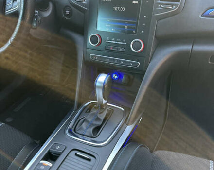 Черный Рено Меган, объемом двигателя 1.6 л и пробегом 257 тыс. км за 14700 $, фото 11 на Automoto.ua