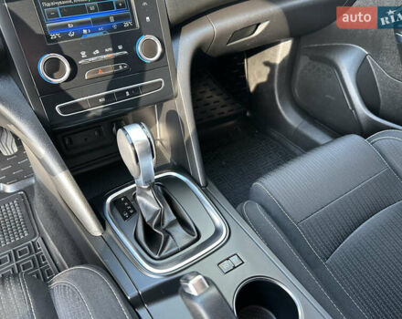 Чорний Рено Меган, об'ємом двигуна 1.46 л та пробігом 178 тис. км за 12700 $, фото 37 на Automoto.ua