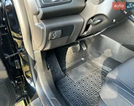 Чорний Рено Меган, об'ємом двигуна 1.46 л та пробігом 178 тис. км за 12700 $, фото 38 на Automoto.ua