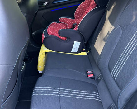 Черный Рено Меган, объемом двигателя 1.6 л и пробегом 257 тыс. км за 14700 $, фото 12 на Automoto.ua