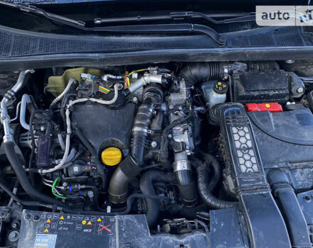 Чорний Рено Меган, об'ємом двигуна 1.46 л та пробігом 154 тис. км за 12200 $, фото 8 на Automoto.ua
