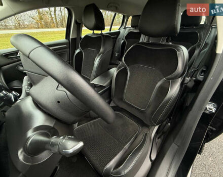 Черный Рено Меган, объемом двигателя 1.5 л и пробегом 254 тыс. км за 13500 $, фото 26 на Automoto.ua