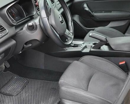 Чорний Рено Меган, об'ємом двигуна 1.46 л та пробігом 212 тис. км за 10800 $, фото 8 на Automoto.ua