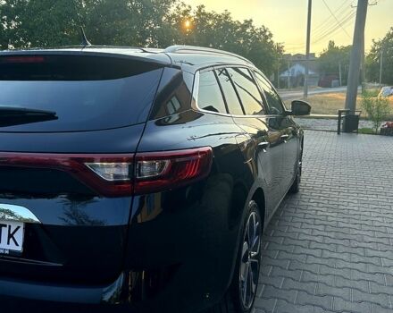 Черный Рено Меган, объемом двигателя 1.6 л и пробегом 174 тыс. км за 17000 $, фото 3 на Automoto.ua