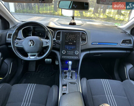 Черный Рено Меган, объемом двигателя 1.6 л и пробегом 257 тыс. км за 14700 $, фото 10 на Automoto.ua