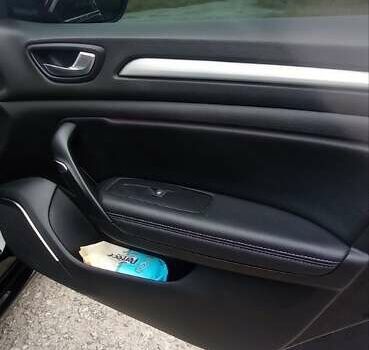 Черный Рено Меган, объемом двигателя 1.46 л и пробегом 215 тыс. км за 14700 $, фото 6 на Automoto.ua