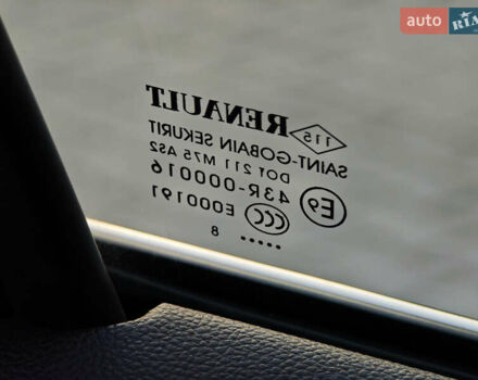 Чорний Рено Меган, об'ємом двигуна 1.5 л та пробігом 176 тис. км за 17900 $, фото 15 на Automoto.ua