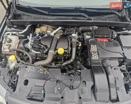 Черный Рено Меган, объемом двигателя 1.46 л и пробегом 207 тыс. км за 13200 $, фото 17 на Automoto.ua