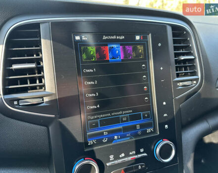 Чорний Рено Меган, об'ємом двигуна 1.46 л та пробігом 178 тис. км за 12700 $, фото 36 на Automoto.ua