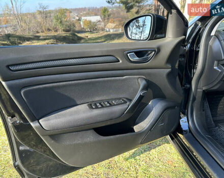 Чорний Рено Меган, об'ємом двигуна 1.46 л та пробігом 178 тис. км за 12700 $, фото 40 на Automoto.ua