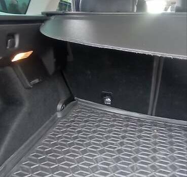 Черный Рено Меган, объемом двигателя 1.46 л и пробегом 215 тыс. км за 14700 $, фото 11 на Automoto.ua