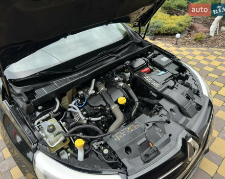 Черный Рено Меган, объемом двигателя 1.46 л и пробегом 178 тыс. км за 12600 $, фото 26 на Automoto.ua