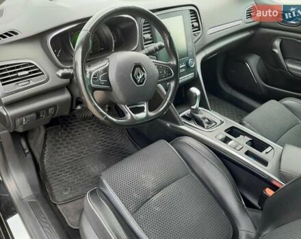 Черный Рено Меган, объемом двигателя 1.6 л и пробегом 280 тыс. км за 13500 $, фото 4 на Automoto.ua