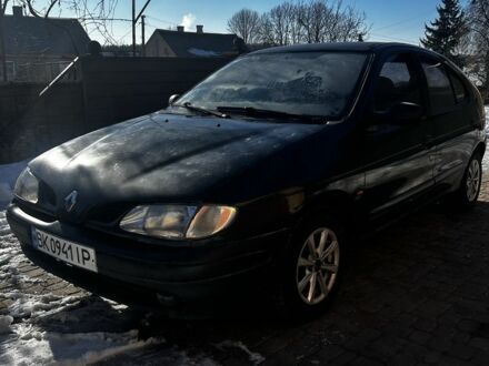 Черный Рено Меган, объемом двигателя 1.6 л и пробегом 300 тыс. км за 1600 $, фото 1 на Automoto.ua