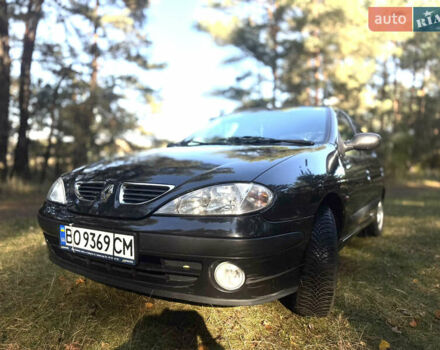 Черный Рено Меган, объемом двигателя 1.6 л и пробегом 169 тыс. км за 2800 $, фото 1 на Automoto.ua