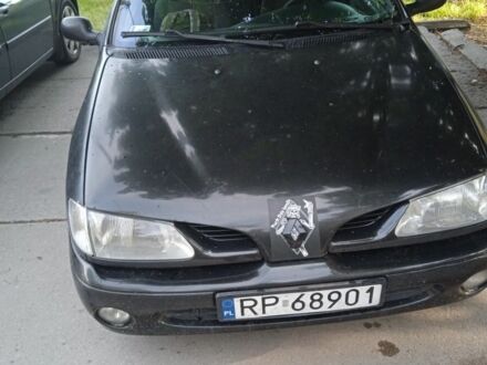 Рено Меган 2002 в Киеве на Automoto.ua Черный Рено Меган, объемом двигателя 0 л и пробегом 240 тыс. км за 800 $, фото 1 на Automoto.ua
