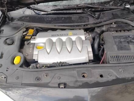 Черный Рено Меган, объемом двигателя 1.6 л и пробегом 283 тыс. км за 4700 $, фото 1 на Automoto.ua