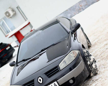 Черный Рено Меган, объемом двигателя 2 л и пробегом 218 тыс. км за 5150 $, фото 1 на Automoto.ua