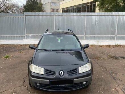 Рено Меган 2006 в Чернигове на Automoto.ua Черный Рено Меган, объемом двигателя 1.6 л и пробегом 260 тыс. км за 4900 $, фото 1 на Automoto.ua