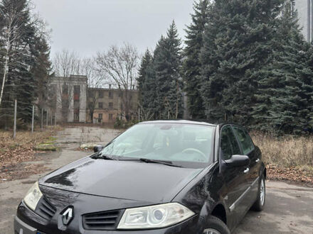 Черный Рено Меган, объемом двигателя 1.6 л и пробегом 295 тыс. км за 4300 $, фото 1 на Automoto.ua