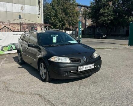 Черный Рено Меган, объемом двигателя 2 л и пробегом 386 тыс. км за 4500 $, фото 1 на Automoto.ua