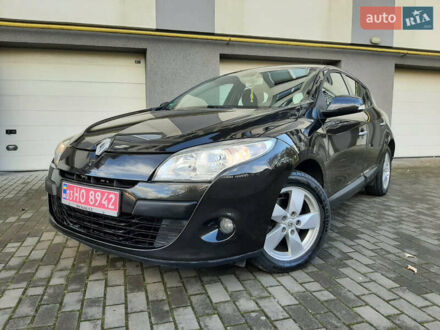 Черный Рено Меган, объемом двигателя 1.6 л и пробегом 174 тыс. км за 6999 $, фото 1 на Automoto.ua