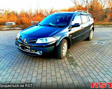 Черный Рено Меган, объемом двигателя 2 л и пробегом 220 тыс. км за 5400 $, фото 1 на Automoto.ua