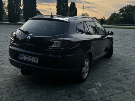 Рено Меган 2009 в Дубно на Automoto.ua Черный Рено Меган, объемом двигателя 1.5 л и пробегом 235 тыс. км за 6800 $, фото 1 на Automoto.ua