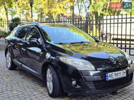 Рено Меган 2009 у Львові на Automoto.ua Чорний Рено Меган, об'ємом двигуна 1.87 л та пробігом 203 тис. км за 7900 $, фото 1 на Automoto.ua