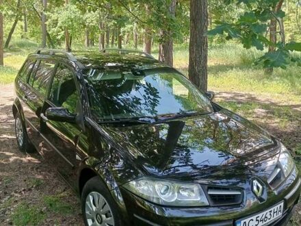 Рено Меган 2009 в Черкассах на Automoto.ua Черный Рено Меган, объемом двигателя 1.6 л и пробегом 265 тыс. км за 6299 $, фото 1 на Automoto.ua